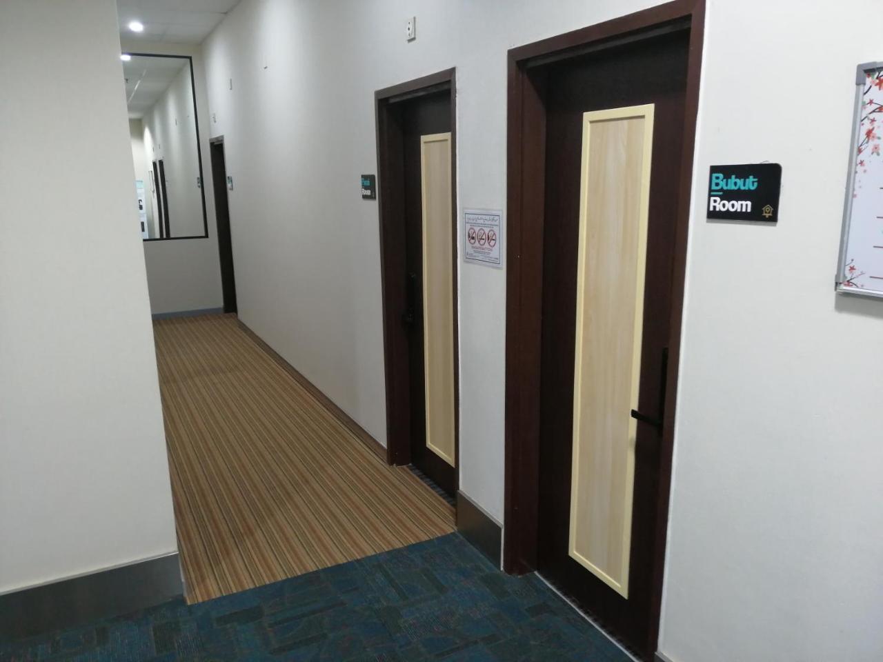 Nest Dayrooms Бандар-Сери-Бегаван Экстерьер фото
